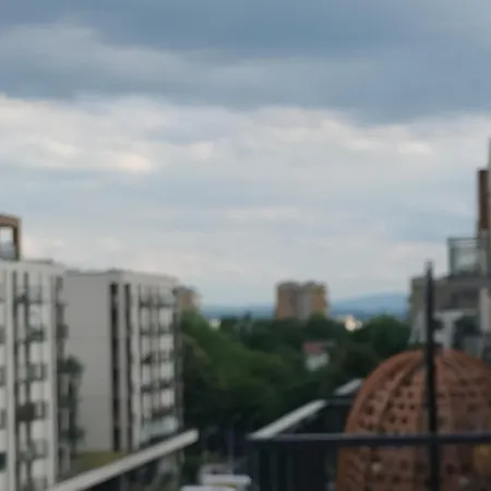 Quiet In The Wroclawska Apartman *