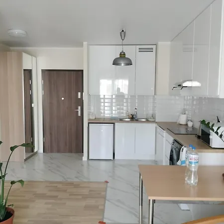 Quiet In The Wroclawska Apartman *