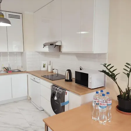 Quiet In The Wroclawska Apartman *