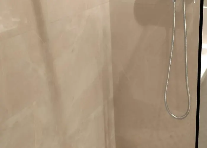 Quiet In The Wroclawska アパート *