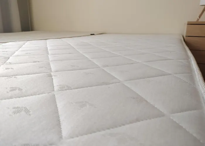 Quiet In The Wroclawska クラクフ