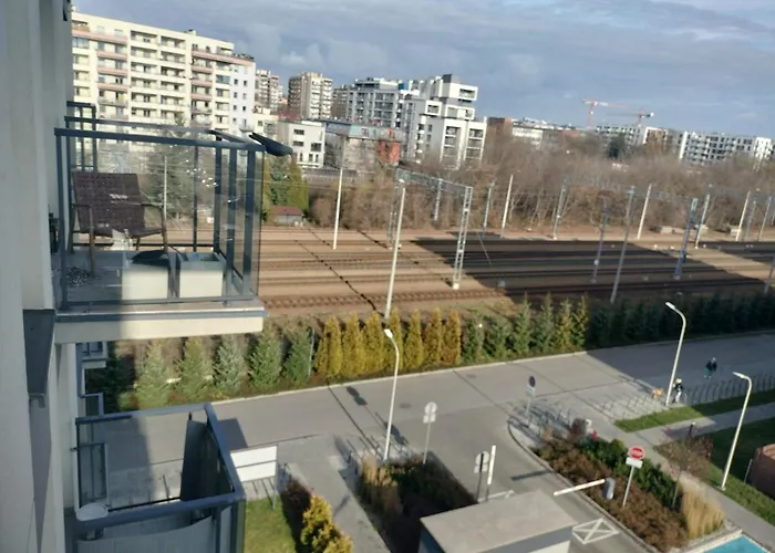 Quiet In The Wroclawska クラクフ