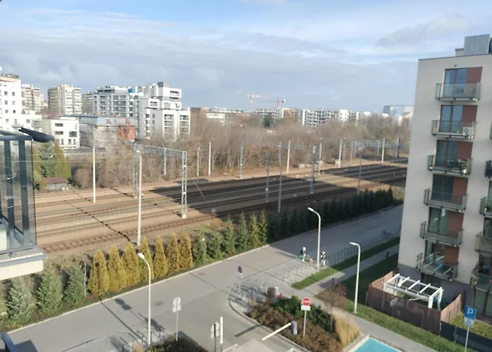 Quiet In The Wroclawska *