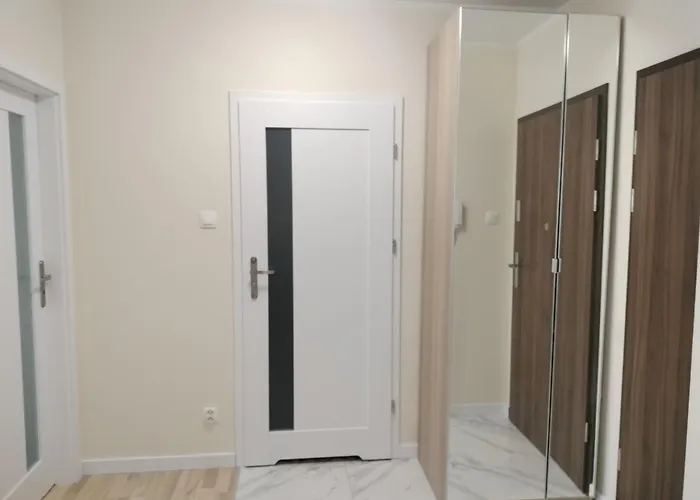 アパート Quiet In The Wroclawska *