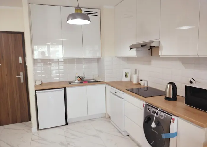 Quiet In The Wroclawska *