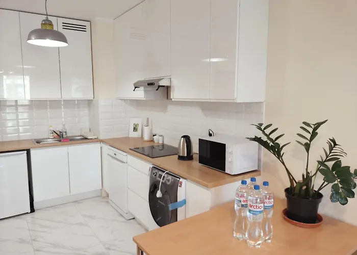 Quiet In The Wroclawska アパート *